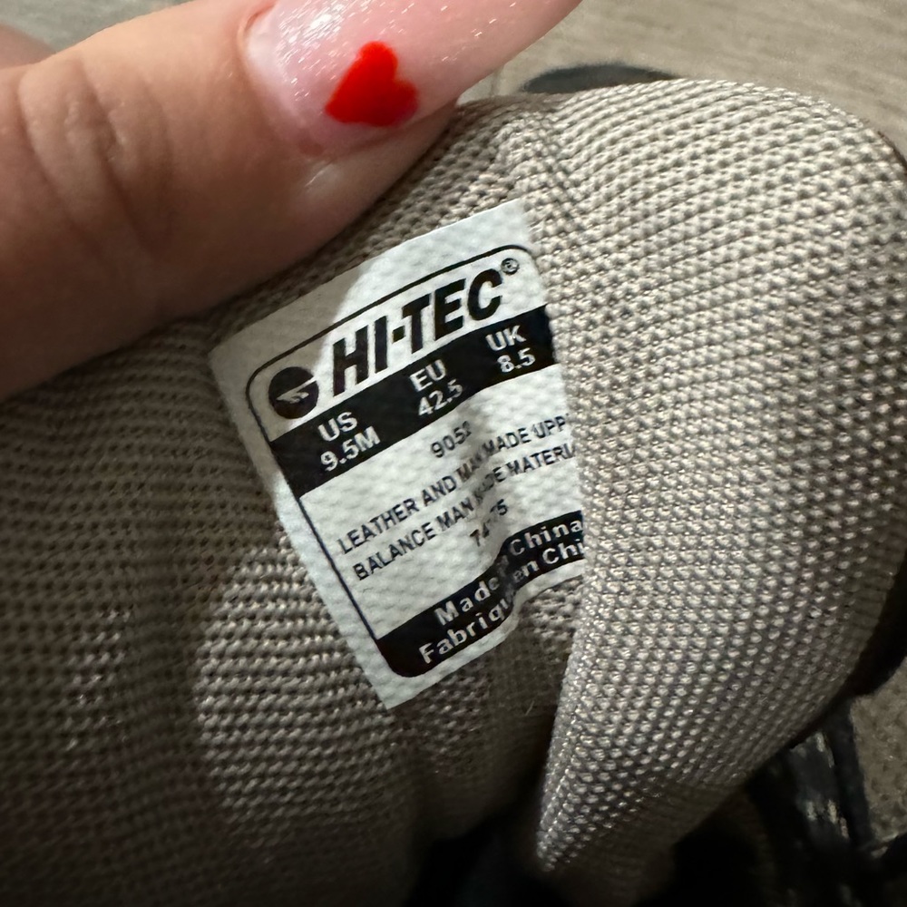 HI-TEC Skamania mid waterproof boots ✨ - Picture 11 of 15